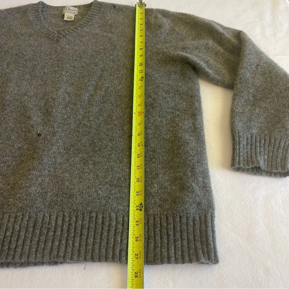 L.L.Bean XXL 100% Shetland Wool Gray V Neck Sweater Heritage Outdoors Repair